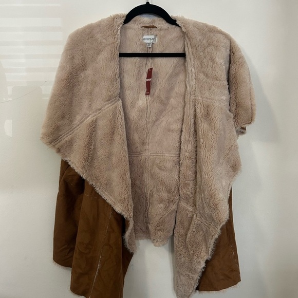 Avenue Tan and Cream Faux Fur Jacket - Picture 2 of 6